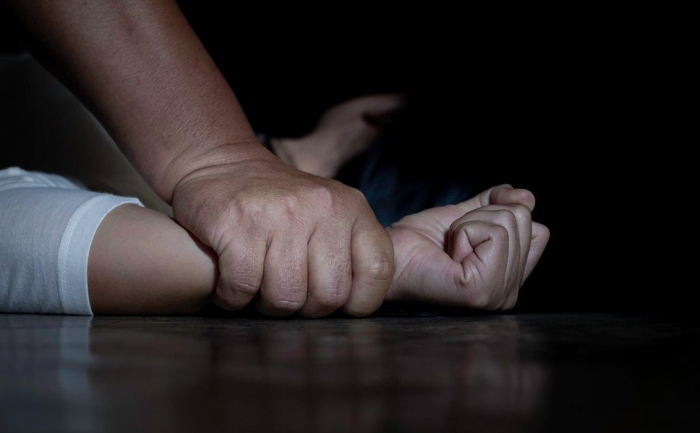 В Сурхандарье одиннадцатиклассник изнасиловал ученицу девятого класса   repost uz uchatsya v odnoy i toy je shkole Подписывайтесь на Repost