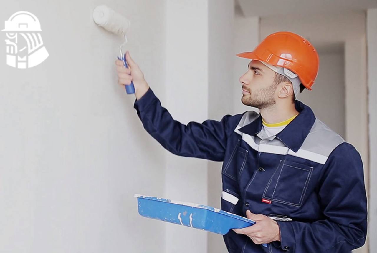 Строители массово готовы к переезду ради работы зарплаты мотивируют Число соискателей готовых к переезду увеличилось на 15 по сравнению с прошлым годом По данным Авито Работы лидерами стали маляры электромонтажники и монтажники показав рост готовности к релокации на 80 74 и 63 соответственно Средние зарплатные ожидания этих специалистов колеблются от 130 до 150 тысяч рублей в месяц kvadratnymaster