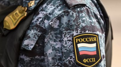 ФССП: в этом году российские приставы взыщут с должников более 1 трлн рублей   Директор Федеральной службы судебных приставов  ФССП  — главный судебный пристав России Дмитрий Аристов заявил, что, согласно прогнозам ведомства, взысканные сотрудниками ФССП долги в 2024 году превысят 1 трлн рублей.  Читать далее