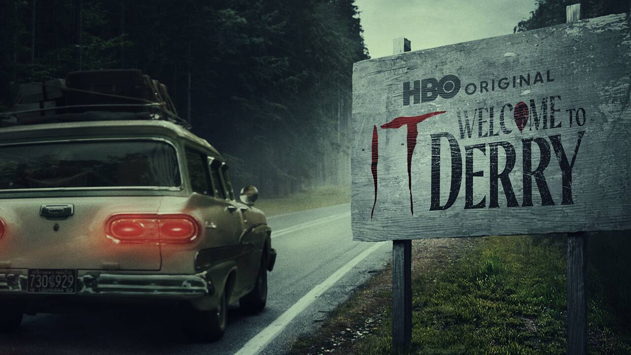 Сериал «Оно: Добро пожаловать в Дерри» выйдет в октябре Действие приквела происходит в 1962 году — за 27 лет до событий первой части «Оно». Сюжет расскажет о том, как Пеннивайз появился в штате Мэн. Главную роль вновь исполнит актёр Билл Скарсгард. Создатели сериала планируют выпустить три сезона-приквела. Каждый будет показывать Пеннивайза в разные периоды времени. Точной даты выхода пока нет. Известно, что шоу выйдет в октябре на стриминговом сервисе Max.