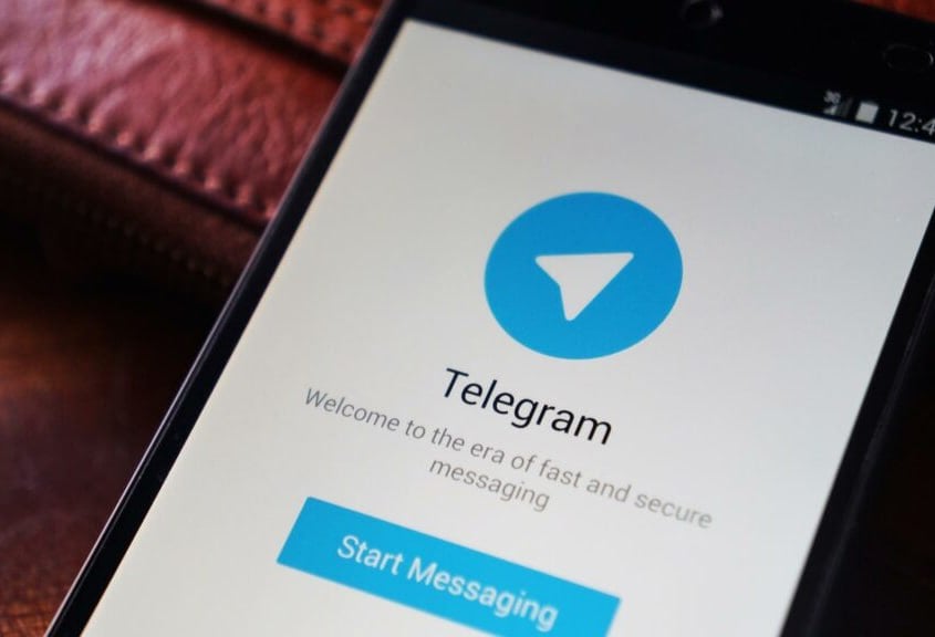 Telegram заблокирован в ряде регионов России по соображениям национальной безопасности — теперь официально  Мессенджером нельзя воспользоваться в Чечне и Дагестане. Ограничение было инициировано на федеральном уровне по обращению правоохранительных органов после беспорядков в аэропорту Махачкалы 29 октября 2023 года.  Ещё в ноябре того же года многие жители юга отмечали, что Telegram перестал работать, но официальных комментариев не было.   Теперь же власти признали блокировку и подчеркнули, что это вопрос национальной безопасности.   Подписаться на "Новости Ростова"    Прислать новость