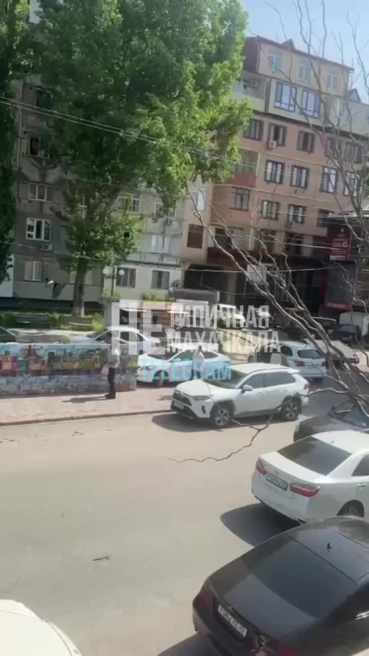 В Махачкале произошло нападение на полицейских, введен план «Перехват»