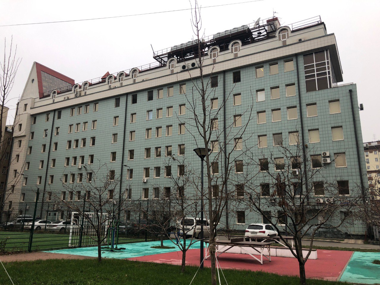 cre news СДМ банк стал новым владельцем БЦ Лукойла СДМ банк приобрёл у Лукойла офисное здание площадью почти 7 тыс кв м на Сущевском Валу Стоимость сделки оценивается в 800 960 млн руб а сам объект может стать новой штаб квартирой банка Подробнее cre ru news 100599