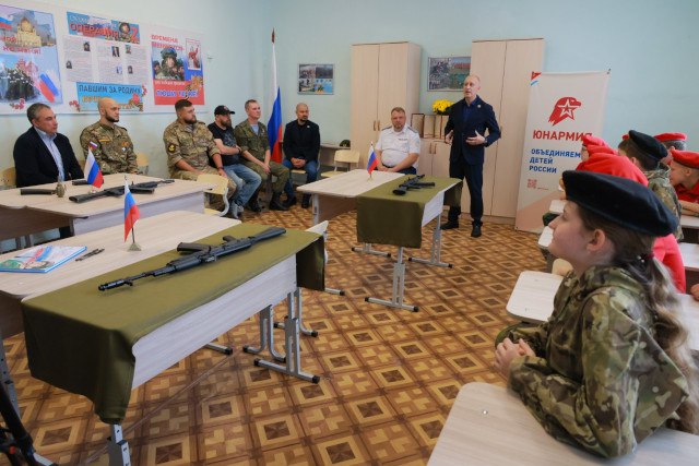 Уроки в сердце В школе поселка Роза открыли музей СВО   www up74 ru articles obshchestvo 166335 Это первый в России музей созданный при поддержке Ассоциации ветеранов спецоперации