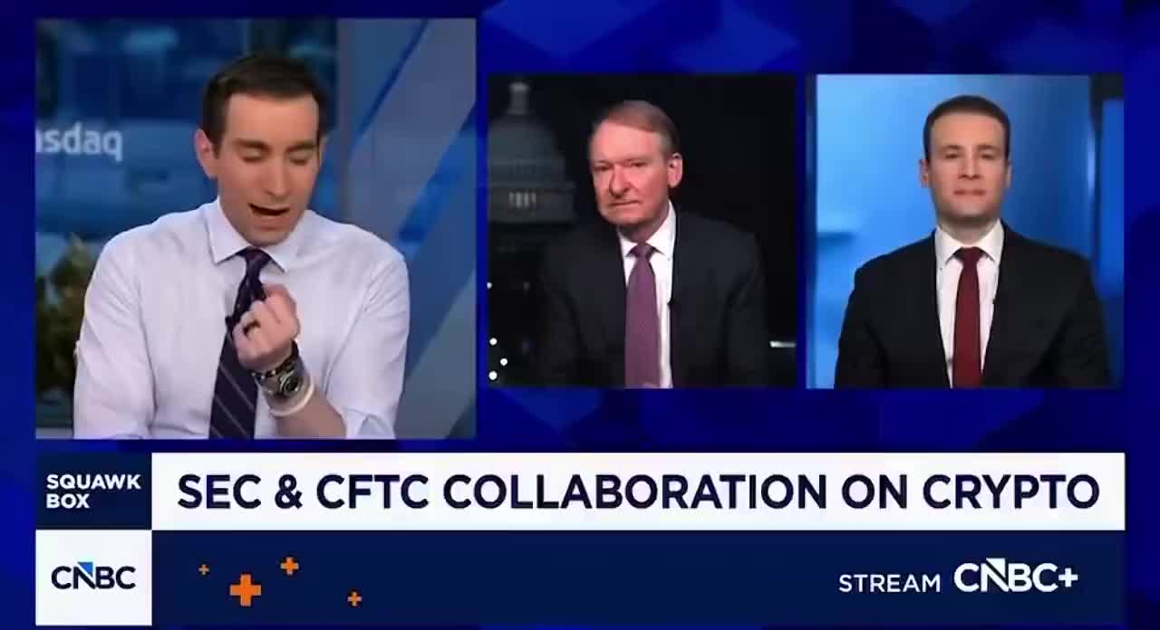 SEC открывает доступ к криптовалютам в пенсионных планах 401(k), Чехия тестирует BTC, Tether запускает регулируемый стейблкоин