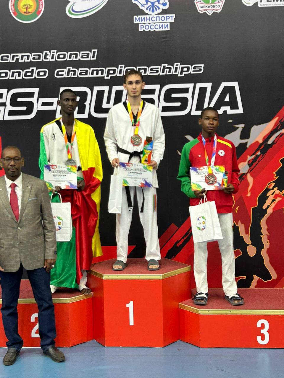 Дагестанец Али Абдурагимов чемпион международного турнира по тхэквондо в КБР