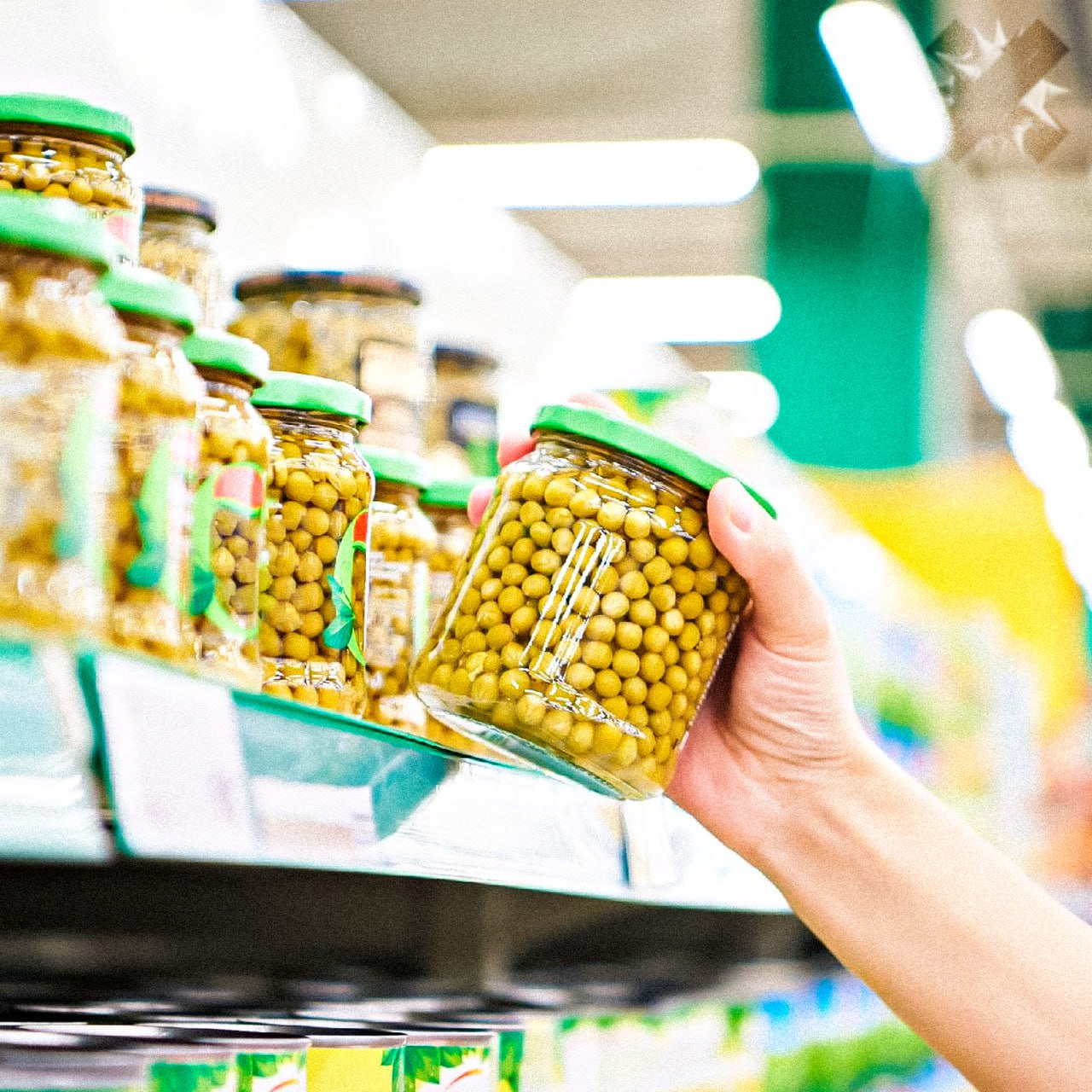 Роскачество нашло нарушения в зелёном горошке Специалисты проверили 20 популярных марок консервированного горошка У трёх брендов нашли проблемы с качеством В продукции Global Village и Юнона оказалось слишком много битых зёрен и разный размер что не соответствует требованиям высшего сорта А в горошке Маркет обнаружили примесь кормового гороха хорошо что проверяют и это к праздничному столу НМШ