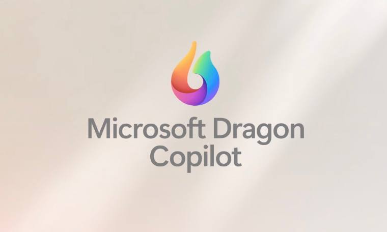 Microsoft представила ИИ-ассистента Dragon Copilot для медицины, который снизит бумажную нагрузку на врачей  ИИ-помощник объединяет возможности приложений Dragon Medical One и DAX Copilot, позволяя автоматизировать составление клинических заметок, рекомендаций и резюме визитов, а также извлекать информацию из медицинских источников. Это поможет специалистам уделять больше времени пациентам.    Microsoft вышла на рынок медицинского ИИ после покупки компании Nuance Communications за $16 млрд. За последний месяц с помощью DAX Copilot проведено более 3 млн приёмов врачей в 600 медицинских организациях.  Мы из будущего