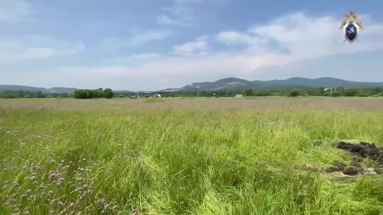 Крушение туристического самолета во Франции унесло жизни трех человек