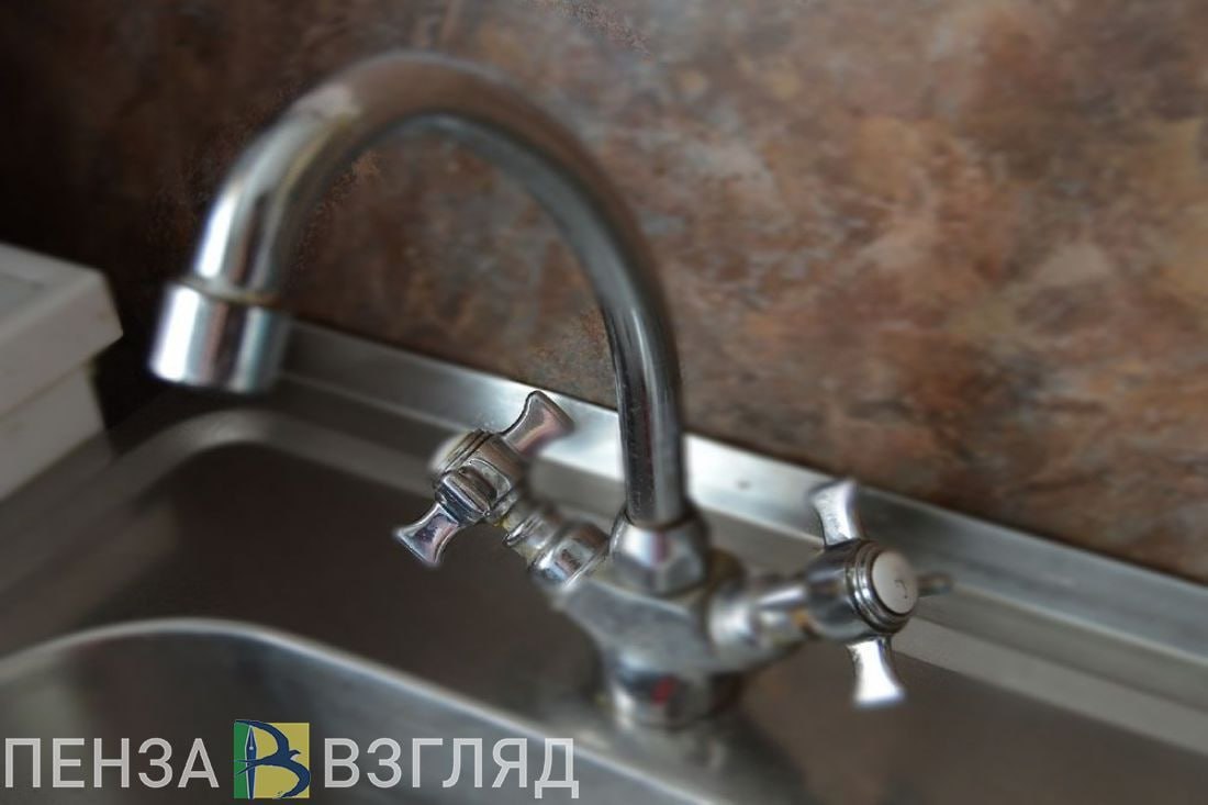 Массовое отключение воды в Пензе переносится на 5 августа  Отключение связано с подготовкой к отопительному сезону и продлится с 8:00 5 августа до 8:00 6 августа, сообщили в пресс-службе организации.   В перечень попали порядка 500 улиц!   Полный перечень - на нашем сайте по ссылке.    -Взгляд
