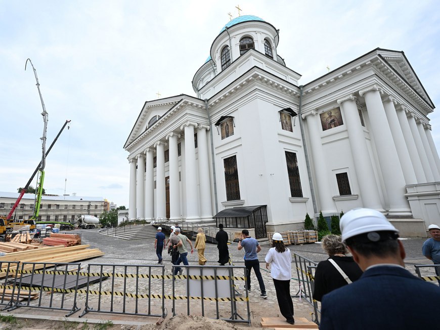 Ильсур Метшин осмотрел ход реконструкции зданий Богородицкого монастыря