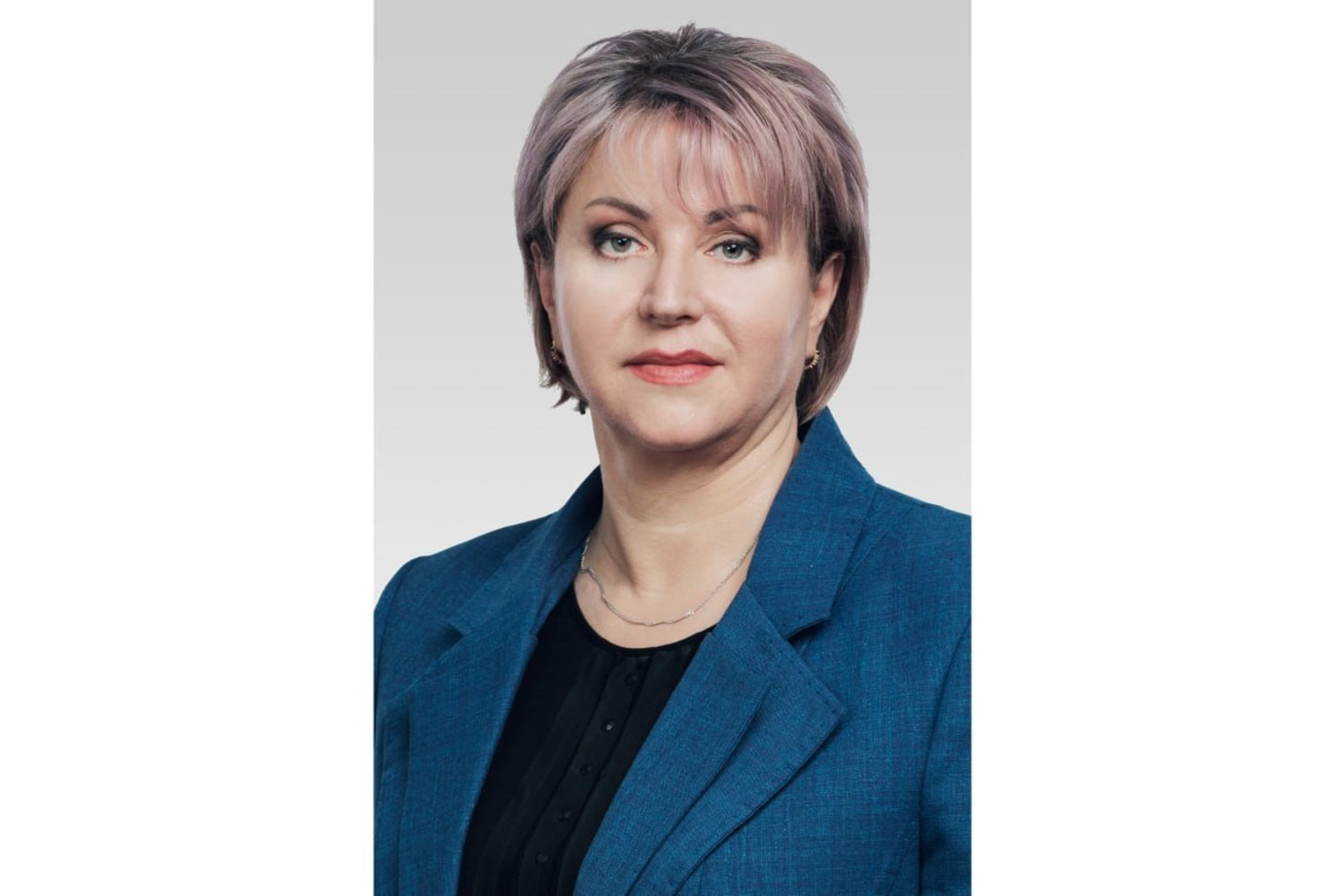 Лариса Павлова покинет пост главы Волго Вятского управления Банка России На должность исполняющего обязанности руководителя назначили Владимира Егорова rv shorts