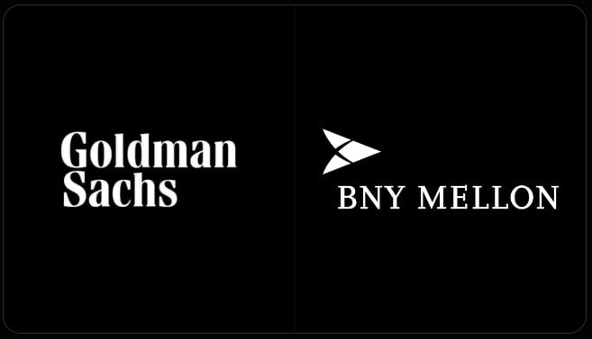 Goldman Sachs и BNY Mellon запускают токенизированные фонды денежного рынка на блокчейне, ориентируясь на индустрию $7,1 трлн при поддержке BlackRock и Fidelity.