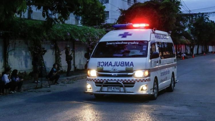 Хабаровчанка утонула на Пхукете во время шторма Инцидент произошел 12 октября Женщина отправилась плавать несмотря на сильные волны В настоящее время оформляются документы для репатриации тела Прочитать статью полностью Подписаться на DVHAB Написать в DVHAB