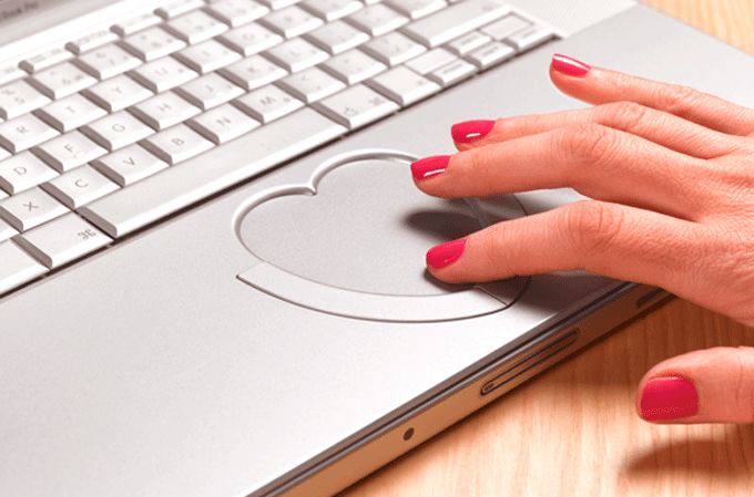 Жительница Мурино осталась без квартиры и средств к существованию Девушка осталась без своего имущества после знакомства с мужчиной Сайт знакомств подкинул не лучший вариант мужчина грамотно развел свою новую знакомую и завладел ее имуществом Против него возбудили уголовное дело мурино РК granicy peterburga