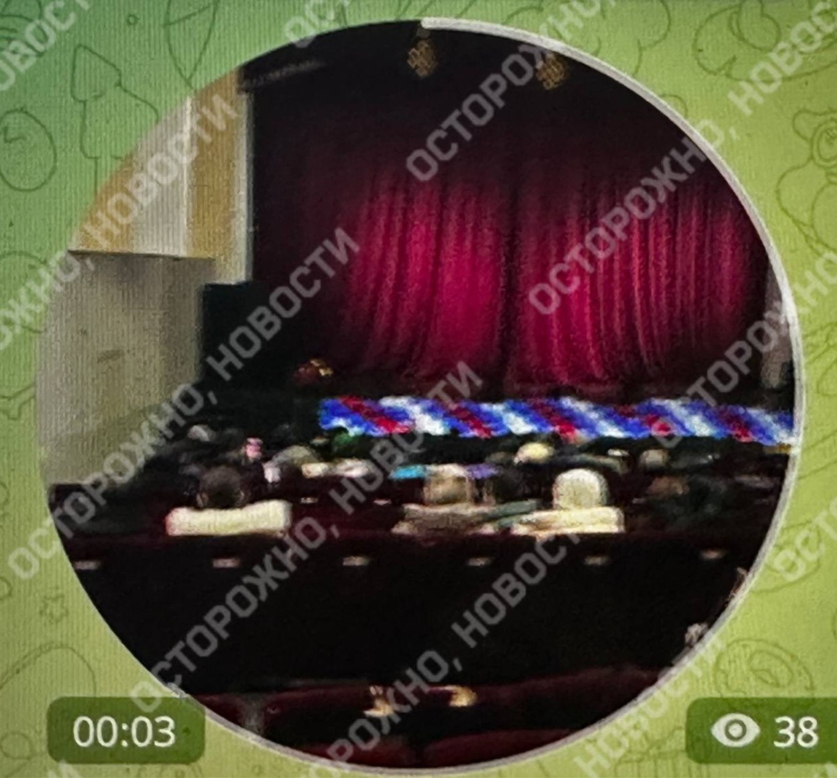 В Тыве школьника убили во время новогодней ёлки Осторожно новости Трагедия произошла в селе Кызыл Мажалык Студент первого курса местного техникума пришёл на школьную ёлку и в актовом зале зарезал своего бывшего одноклассника которому было 17 лет Предположительно конфликт между ними возник до этого Нападавшего задержали МВД по республике Тыва возбудило уголовное дело по статье об убийстве Задонатить через бота Patreon