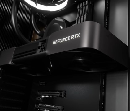 Видеокарты RTX 50‑й серии заняли долю в 3,69 % среди всех GPU в Steam Hardware Survey  Семейство NVIDIA GeForce RTX 50 впервые в полном составе появилось в статистике Steam Hardware Survey. За несколько месяцев с момента релиза совокупная доля всех моделей серии достигла 3,69 %, а наибольшую популярность получила RTX 5070, занявшая 0,99 % рынка.  Читать далее