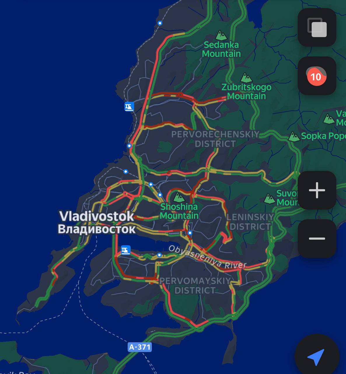 Город встал Владивосток сковали 10 балльные пробки Утром город оказался практически парализован из за транспортного коллапса Пробки достигли максимальных 10 баллов и охватили все районы Владивостока Движение затруднено как на основных магистралях так и на второстепенных улицах Подписаться прислать новость