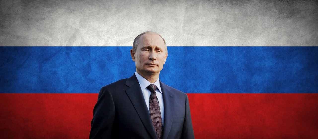 Всероссийский центр изучения общественного мнения представил свежие результаты социологического опроса, отражающие уровень доверия к политикам, оценки работы ключевых институтов власти и поддержку политических партий. 79,2% респондентов положительно оценили деятельность президента России, что на 0,9 пункта выше, по сравнению с предыдущей неделей, следует из опроса. Доверие к Владимиру Путину выразили 81,2% участников опроса, прирост составил 0,6 пункта. Работу премьер-министра Михаила Мишустина одобрили 53,5% опрошенных, этот показатель снизился на 0,6 пункта. Уровень поддержки правительства России остался почти без изменений — 52,7% +0,1 п.п. .