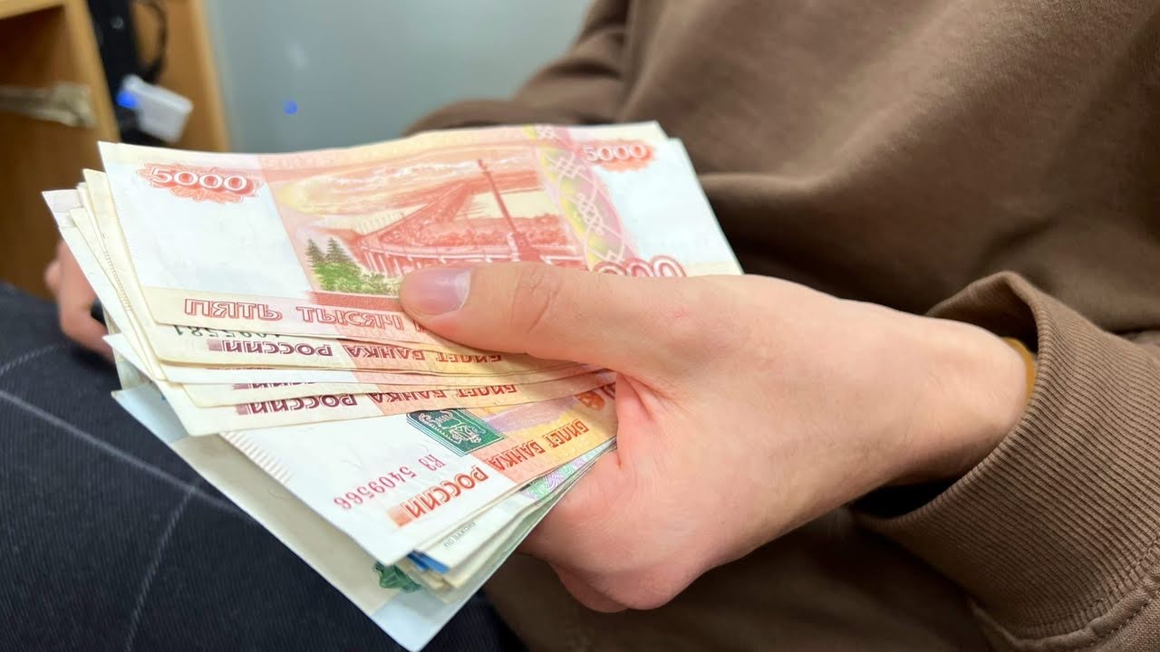 Популярность самозапрета на кредиты растёт в Новосибирской области На 5 мая таких «самозапретов» — уже 209,26 тысячи. Только за месяц с начала апреля количество увеличилось на 13,72 %, сообщает пресс-служба Объединенного кредитного бюро. А вот что ещё интересно: Сняли запрет за это время всего 6,85 тысячи человек. Самые активные «самозапретители» — люди в возрасте 35-45 лет 23 % от общего числа . А вы решились на такой шаг? Делитесь в комментариях