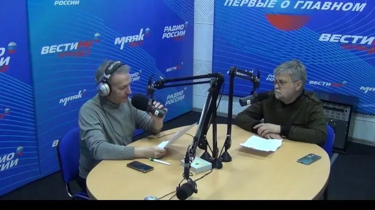 Григорий Головчанский Будущее это всегда вызов   vesti perm ru publications f6267c3f 01be 4e31 b719 5b165fa7457b С 9 по 12 апреля в Перми в Молодежном центре Кристалл пройдёт Международный фестиваль научно популярного кино FUTURE DOC Программный директор форума кандидат исторических наук Григорий Головчанский рассказал в эфире Вести ФМ об особенностях событий этого года главных фильмах тематике каждого дня встречах с учеными и космонавтом интеллектуальных играх и научном слэме мастер классах и интерактивных площадках пояснил чем фестиваль будет интересен не только любителям науки но и широкой аудитории а так же зачем популяризировать достижения ученых и как сегодня кино помогает понять сложный мир вокруг
