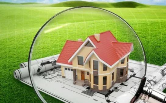 ДОМ РФ совместно с Росреестром и коммерческими банками разрабатывает новый сервис на основе больших данных Его цель предоставлять банкам актуальную информацию о справедливой стоимости жилых домов и земельных участков В расчётах будут учитываться ключевые параметры площадь объекта территориальное расположение дома и участка материалы использованные при строительстве другие значимые факторы Об инициативе сообщил Алексей Ниденс первый заместитель генерального директора ДОМ РФ По его оценке внедрение сервиса принесёт двойную пользу повысит качество ипотечных портфелей банков позволит нарастить объём выдаваемых ипотечных кредитов на индивидуальное жилищное строительство ИЖС на 10 Подписывайся Zemelnyj fond Публикуйте бесплатно свои объявления тут Prodaga zemli ижс ижсnews сервис инновации