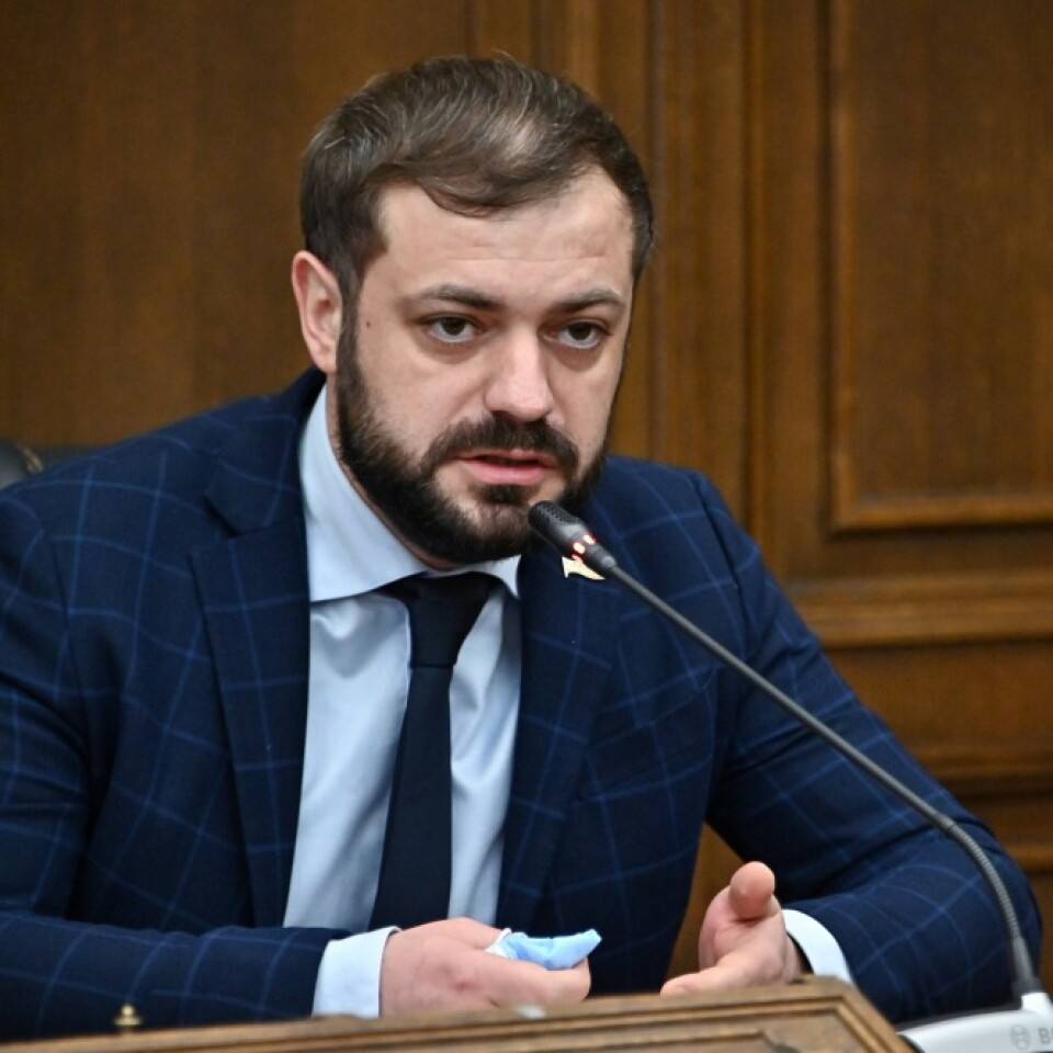 Министр экономики Армении Геворк Папоян заявил что Азербайджан и Армения не являются конкурентами во внешней торговле и могут взаимно дополнять друг друга отмечая что значительная часть азербайджанского экспорта соответствует потребностям армянского импорта и наоборот СМИ vesti az