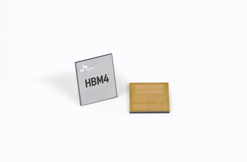 SK hynix завершает разработку первой в мире памяти HBM4 и подготовку к ее массовому производству SK hynix подчёркивает что её HBM4 обеспечивает самую высокую в отрасли скорость обработки данных и энергоэффективность Пропускная способность была увеличена вдвое за счёт использования 2048 терминалов ввода вывода что в два раза больше чем у предыдущего поколения а энергоэффективность повысилась более чем на 40 HBM4 также повысит производительность сервисов искусственного интеллекта на 69 что поможет устранить узкие места в передаче данных и значительно снизить энергопотребление центров обработки данных Кроме того SK hynix отметила что HBM4 превышает стандартную рабочую скорость JEDEC3 в 8 Гбит с достигая более 10 Гбит с память разработкаэлектроники новостиэлектроники