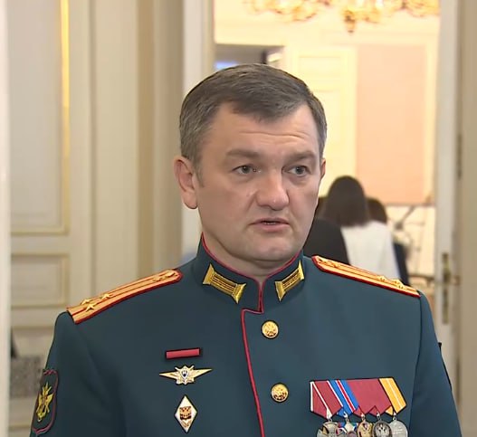 Решением Губернатора Санкт-Петербурга Александра Беглова финалист кадровой программы «Время героев Санкт-Петербурга» Александр Рожков назначен на должность заместителя главы администрации Красногвардейского района. Он будет курировать вопросы спорта, культуры, молодёжной политики, а также работу общего отдела администрации. Параллельно Александр Анатольевич продолжит обучение по программе «Время героев Санкт-Петербурга». Пресс-сек Красногвардейского