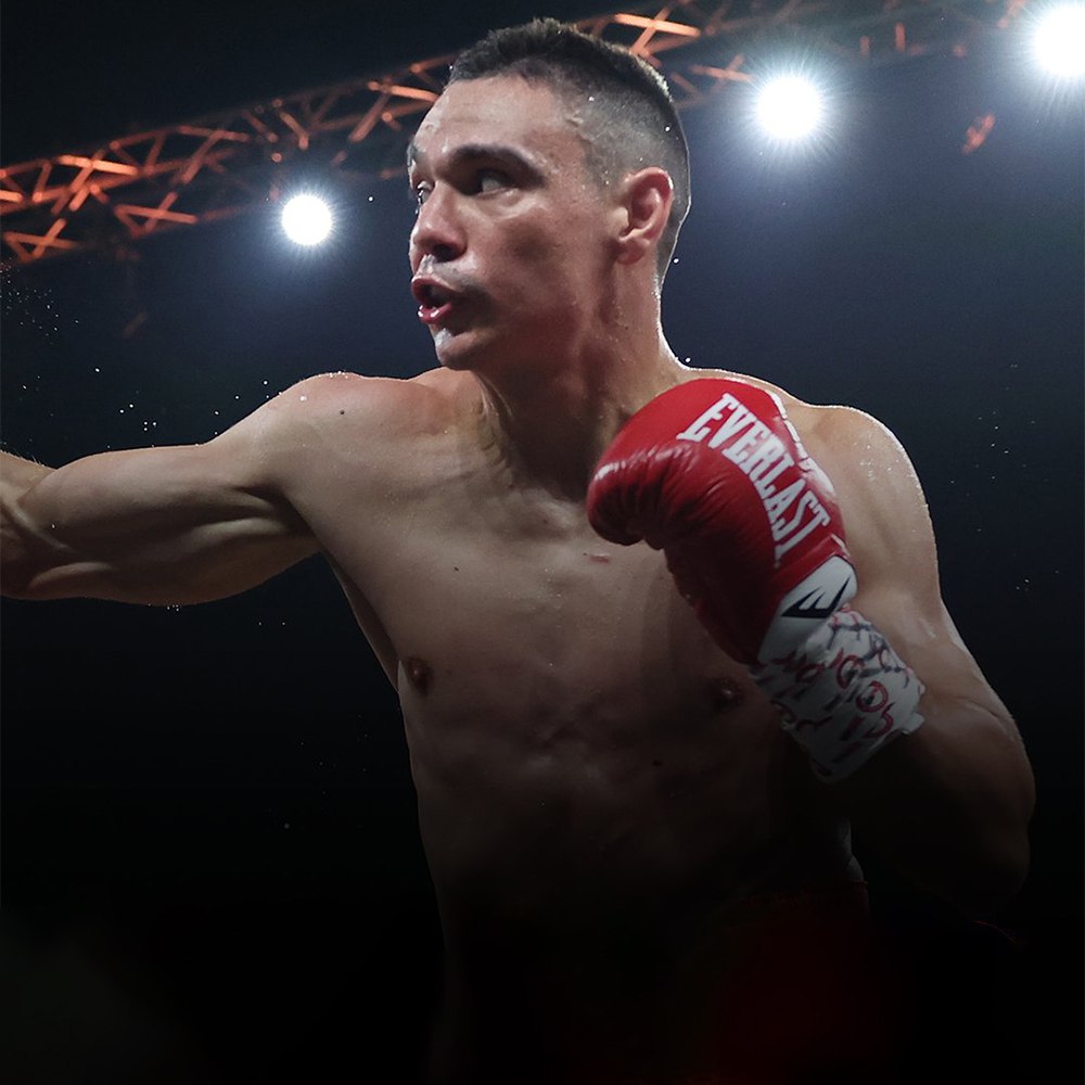 Боксер Тим Цзю одержал победу над американцем Веласкесом на турнире в Сиднее Бой продолжался все 10 раундов и завершился единогласным решением судей 100 90 100 90 и 100 91 Это 26 я победа в карьере 31 летнего Цзю Подписывайтесь на РИА Новости Спорт в MAX