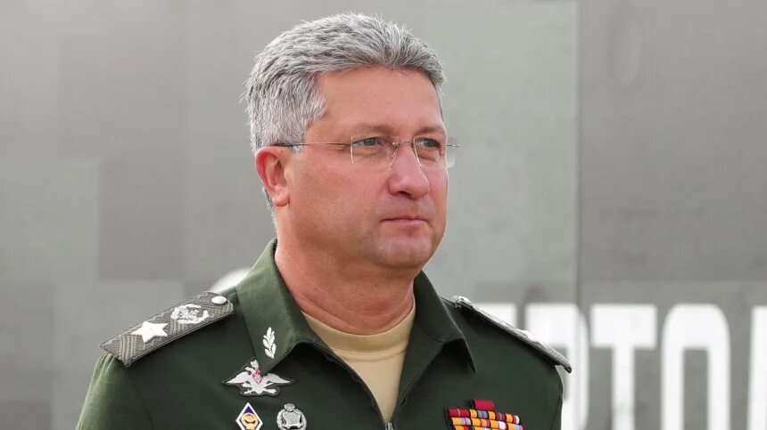 Следствие изъяло 58 млн рублей и 2,5 млн евро и долларов наличными по месту жительства и на рабочем месте экс-замглавы Минобороны РФ Иванова, — сообщили в суде.    Подписывайся на «Базар»  --------------------------------- YouFast VPN™   Купить крипту   AML бот