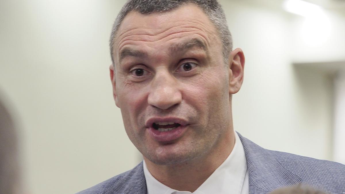 Власти Украины готовят уголовное дело в отношении мэра Киева Кличко, - украинские СМИ.  Даваааай! Топила  именно так, я не ошибся  баба порося!   ‍  Русский пират