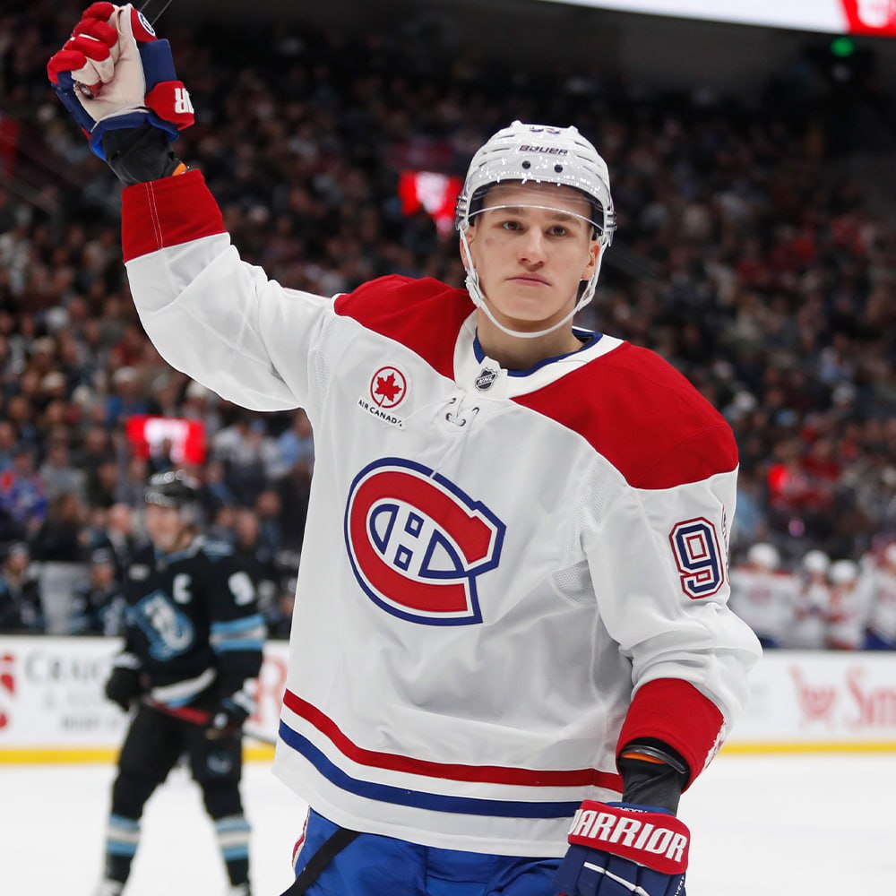 Иван Демидов вошел в число лучших новичков до 20 лет по версии сайта НХЛ Российский форвард Монреаля которому в среду исполнится 20 лет в этом сезоне НХЛ уже набрал 22 6 16 очка Топ 6 лучших новичков выглядит так 1 Зеэв Буим Миннесота 2 Иван Демидов Монреаль 3 Эммит Финни Детройт 4 Райан Леонард Вашингтон 5 Мэттью Шефер Айлендерс 6 Беккет Сеннеке Анахайм Подписывайтесь на РИА Новости Спорт в MAX