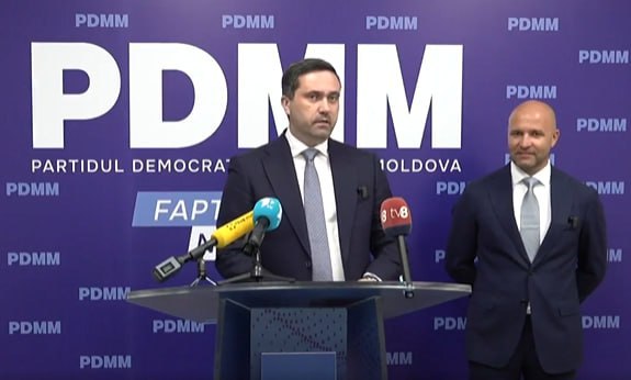 Новая "Современная демократическая партия Молдовы" объявила об участии в парламентских выборах 28 сентября.   Лидеры политформированя выступили с призывом ко всем демократическим силам страны для объединения усилий и возвращению Молдовы "к нормальности".   "Хватит пустых разговоров, время перейти к делам", - отметил Борис Фока.