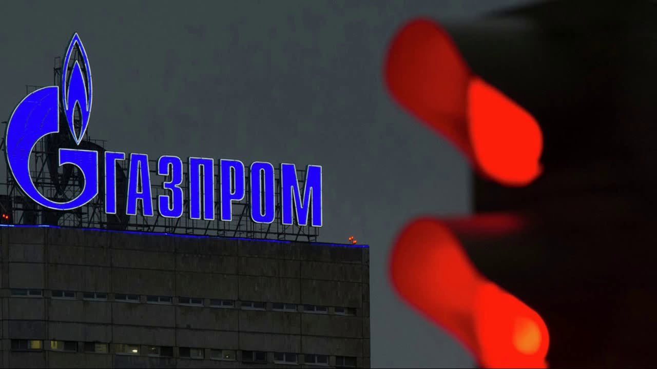 Газпром назвали главным должником России Долг компании составляет 5 79 трлн рублей это почти 30 от долгов всех крупного бизнеса На втором месте Роснефть с 3 6 трлн рублей долга На третьем РЖД с 3 36 трлн рублей Экономика на ночь