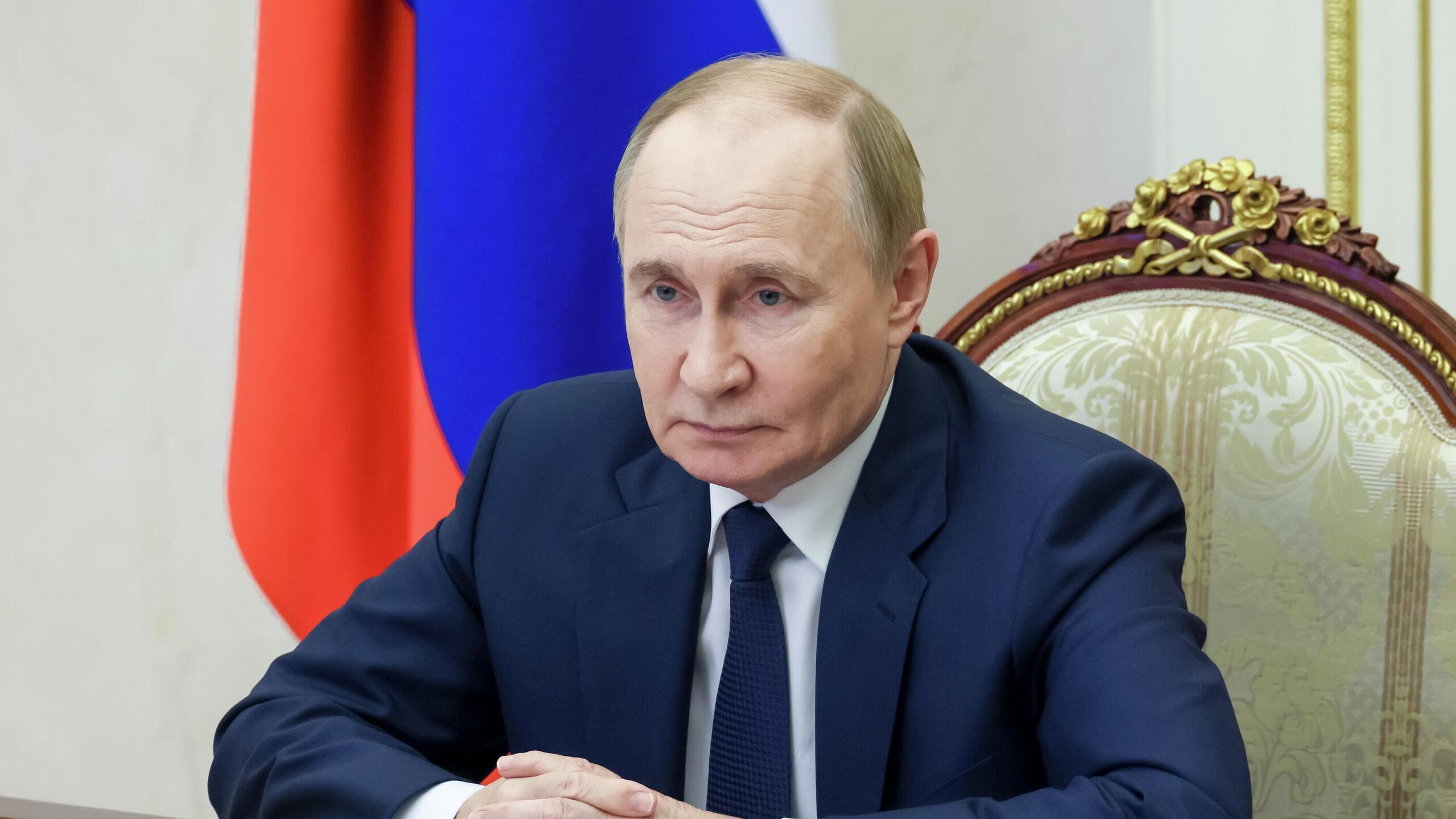Президент России Владимир Путин дал поручения по модернизации и долгосрочному развитию судостроительной промышленности РФ, сообщил помощник главы государства, председатель Морской коллегии, постоянный член СБ Николай Патрушев.