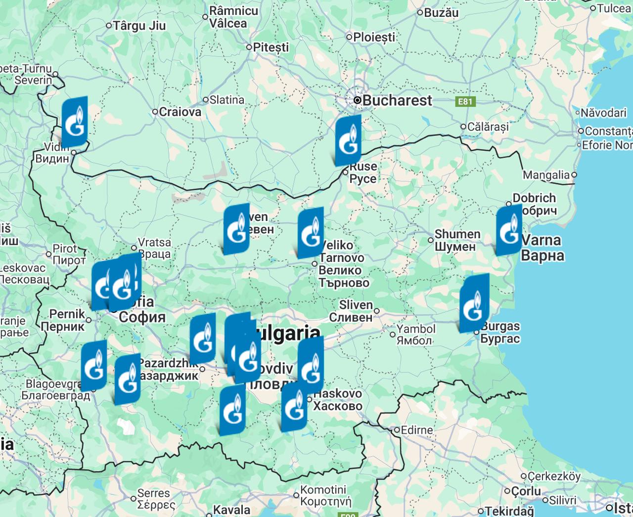 Антимонопольный регулятор Болгарии одобрил сербской NIS продажу автозаправочной сети под брендом GAZPROM в пользу болгарского топливного трейдера Uni Energy Первая АЗС NIS Болгарии под брендом GAZPROM была открыта в 2013 году Сейчас в Болгарии работают 22 АЗС под брендом GAZPROM В настоящее время введутся переговоры с США для урегулирования ситуации вокруг санкций в отношении NIS сообщила вчера официальный представитель МИД РФ Мария Захарова Президент Сербии Вучич подтвердил журналистам что Газпром может продать 11 3 акций NIS и позволить сербской компании начать импорт американской нефти В настоящее время совладельцы NIS Газпром нефть 44 85 и власти Сербии 29 87 еще 11 3 акций NIS принадлежат АО Интэлидженс находится под управлением ООО Газпром капитал В прямом владении ПАО Газпром находится одна акция NIS у сербской компании также есть миноритарные акционеры