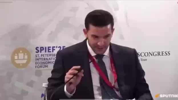 В Кыргызстане обсуждают переименование страны и новые символы