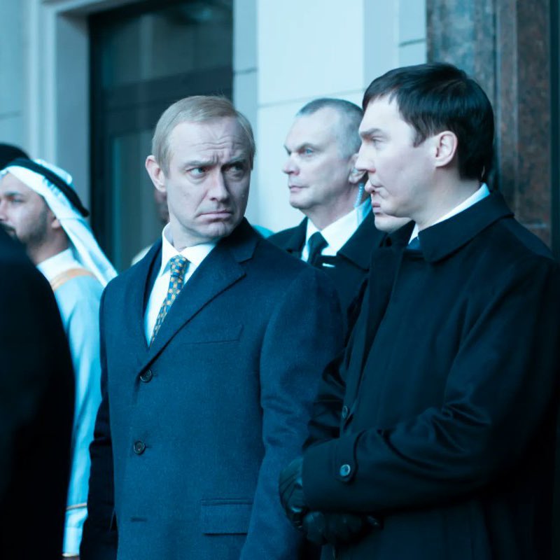 Путина покажут в кино Первый кадр из фильма Кремлёвский волшебник с Джудом Лоу опубликовали в сети Премьера состоится 31 августа на Венецианском фестивале Прямой эфир