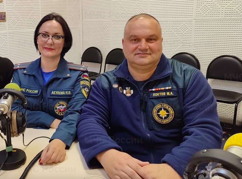 Путин наградил орловского поисковика спасателя медалью newsorel ru fn 1713674 html Медаль Ордена за заслуги перед Отечеством второй степени будет вручена начальнику поисково спасательной службы орловского Отряда аварийно спасательной и противопожарной службы Михаилу Локтеву Указ об этом подписал президент России Владимир Путин Прислать новость Подписаться