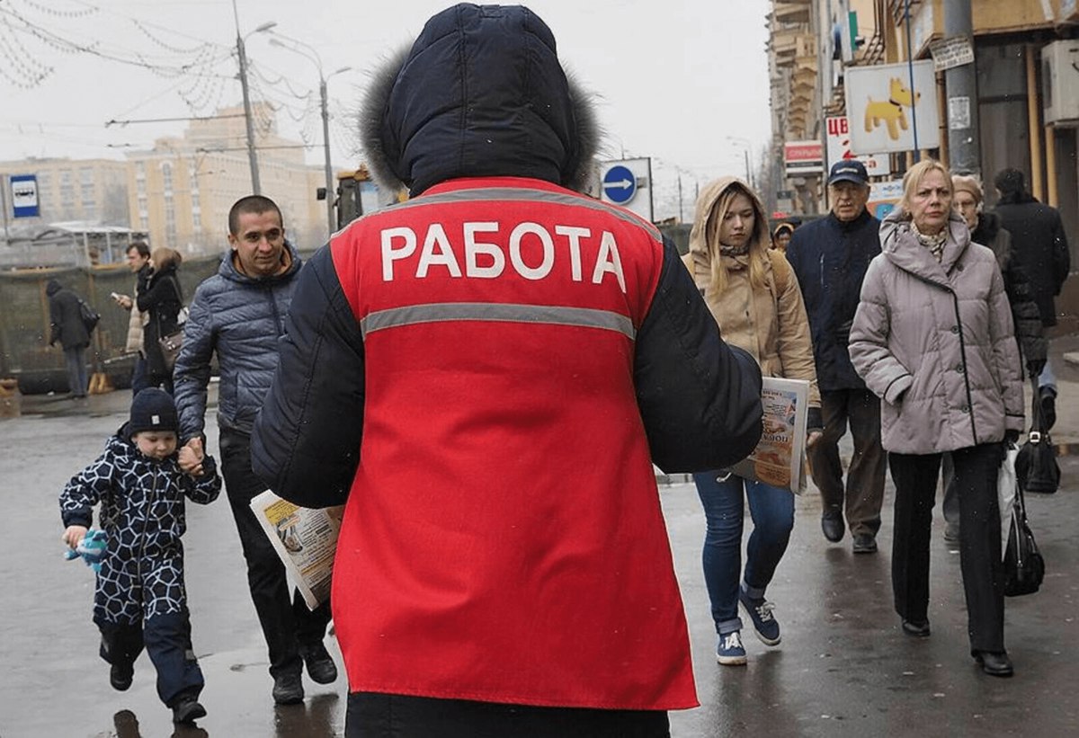 В Госдуму внесли законопроект об увеличении лимита по переработкам со 120 до 240 часов в год Переработки свыше 120 часов документ предлагает оплачивать по двойному тарифу vc ru legal 2658008