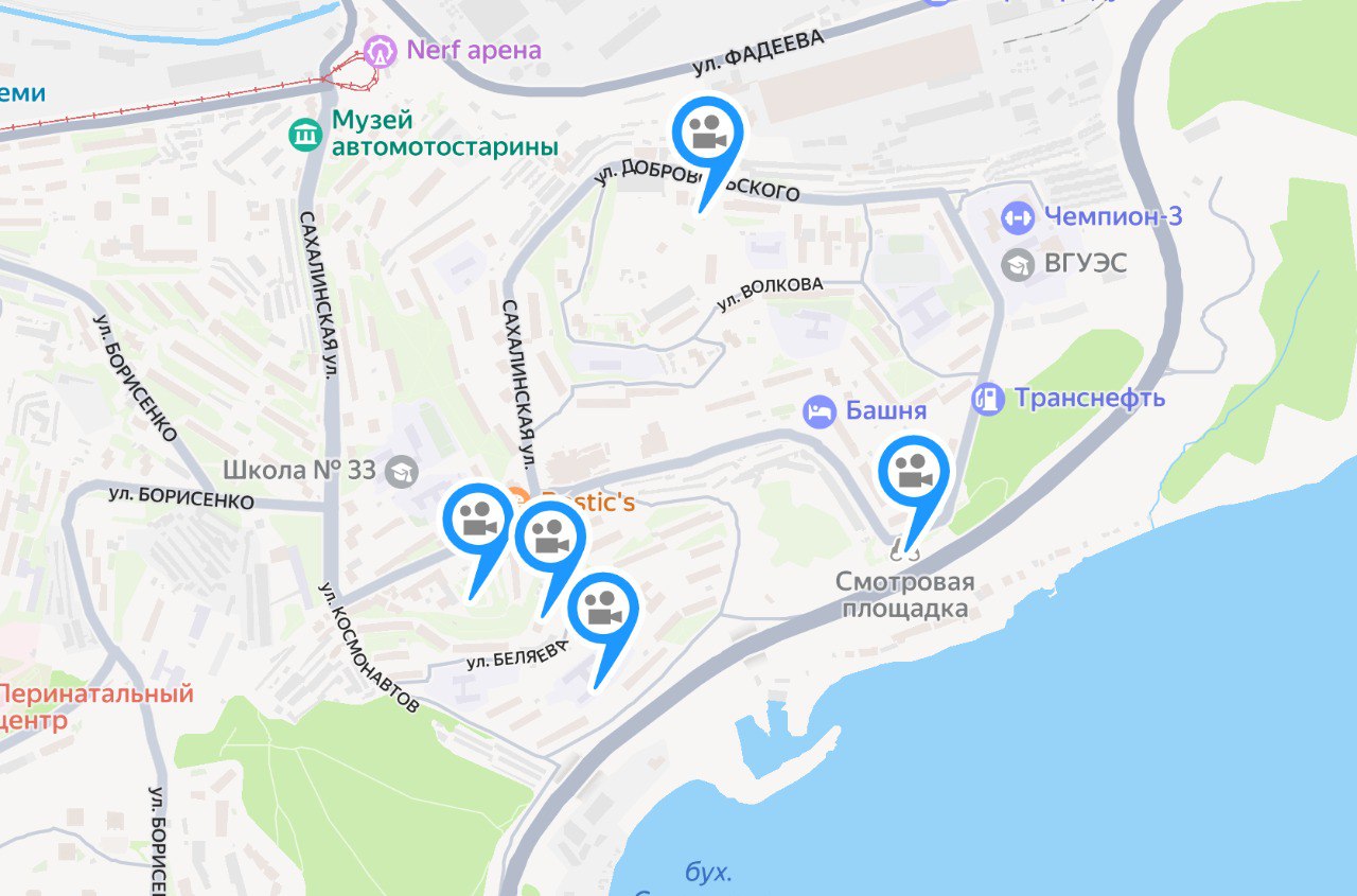 На Тихой в выходные ненадолго перекроют дороги во время съёмки фильма Жителей и гостей Владивостока предупредили о кратковременных ограничениях движения на дорогах в районе бухты Тихая. 7 и 8 июня здесь пройдут съемки многосерийного фильма «Кэш». Организаторы точное время не называют, но обещают, что перекрытия будут недолгими, до 30 минут. А 9, 10 и 11 июня на территории рыбацких эллингов на Космонавтов, 17в также запланированы съемочные мероприятия. В связи с этим проход на территорию пляжа вдоль скал будет временами ограничен. Подробнее