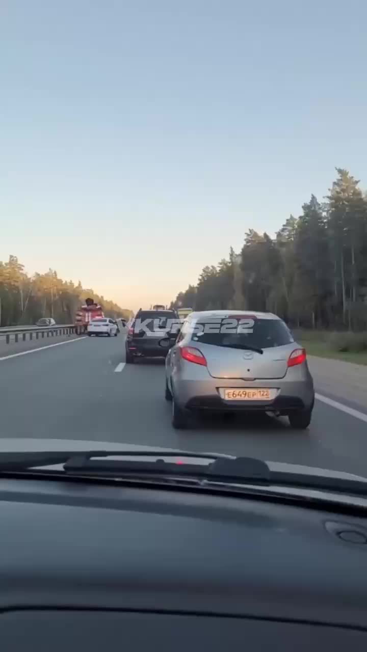 Серьезное ДТП на трассе к Барнаулу вызвало заторы