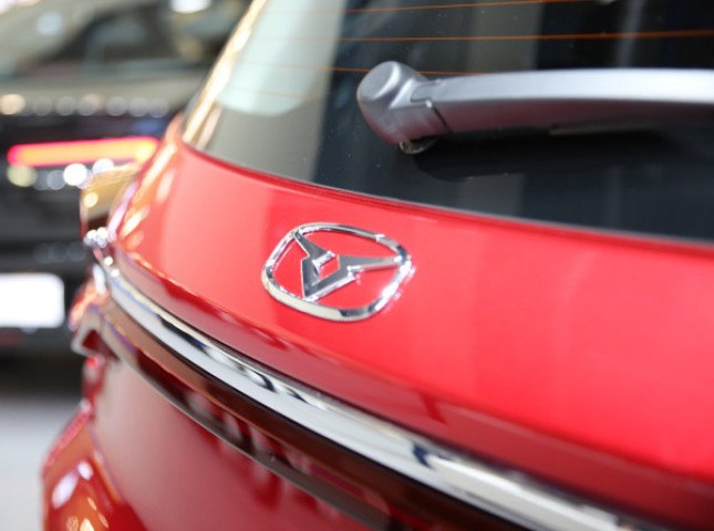 Kaiyi покидает российский авторынок, а BAIC остается? Китайский бренд Kaiyi, который наладил контрактную сборку автомобилей на заводе «Автотор» в 2023 году, может завершить производство и поставки своих машин на российский рынок. Об этом сообщает проект Авто Mail.ru со ссылкой на источник в российском автобизнесе. Подробнее на сайте autostat.ru