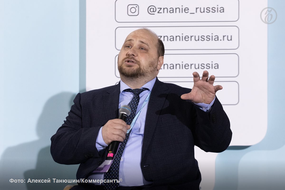 Академик РАН Денис Логунов стал руководителем НИЦЭМ им Н Ф Гамалеи сообщил Минздрав РФ Ранее он занимал должность заместителя директора по научной работе В ведомстве уточнили что Александр Гинцбург продолжит работу в должности научного руководителя Центра им Гамалеи Подписывайтесь на Ъ Оставляйте бусты