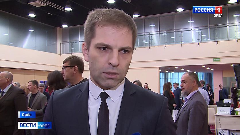 Александр Альянов покинул пост главы департамента здравоохранения Орловской области Он возглавлял его с июля 2024 го года Информацию об уходе Альянова нам подтвердили в пресс службе правительства региона Исполнять обязанности главы департамента будет Владимир Николаев Накануне работу депздрава раскритиковал губернатор Андрей Клычков Претензии касались работы с ЭКО и льготным обеспечением лекарствами Вести Орел Подписаться