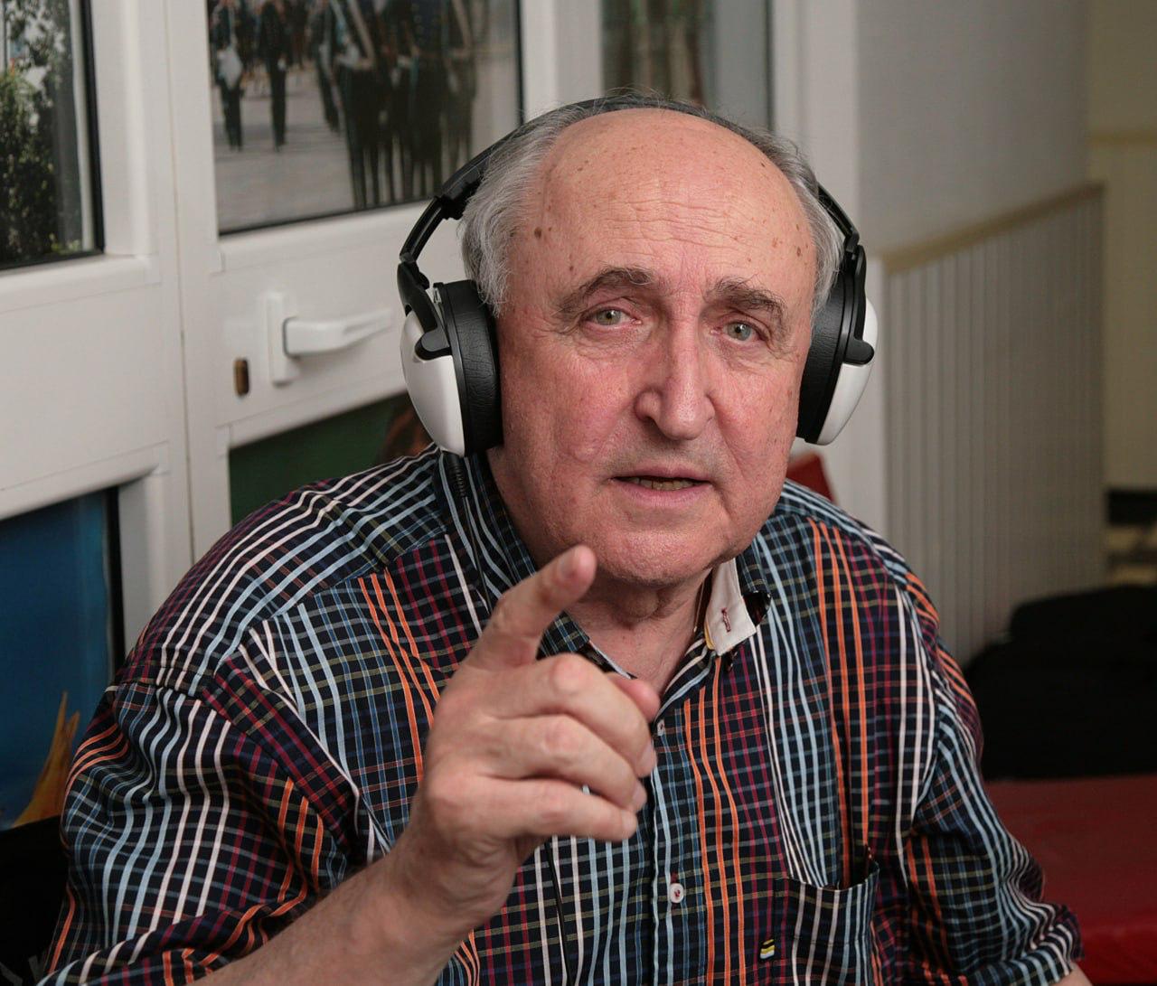 Ушел из жизни режиссер Вечного зова Народный артист РСФСР Валерий Усков скончался на 93 м году жизни Об этом сообщили в Союзе кинематографистов России Усков работавший на Мосфильме с 1964 года в соавторстве с Владимиром Краснопольским снял такие знаменитые картины как Тени исчезают в полдень и Вечный зов Режиссер был лауреатом Государственной премии СССР и кавалером орденов За заслуги перед Отечеством Global Look Press Natalya Loginova режиссер кино Подписаться на ОТРАЖЕНИЕ