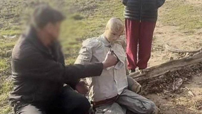 День рождения на Байкале закончился покушением на убийство В Кабанском районе перед судом предстал 53-летний иркутянин. В апреле 2025 года мужчина отмечал день рождения на берегу Байкала. Во время застолья он поссорился с одним из гостей и достал нож. Подробнее читайте здесь.