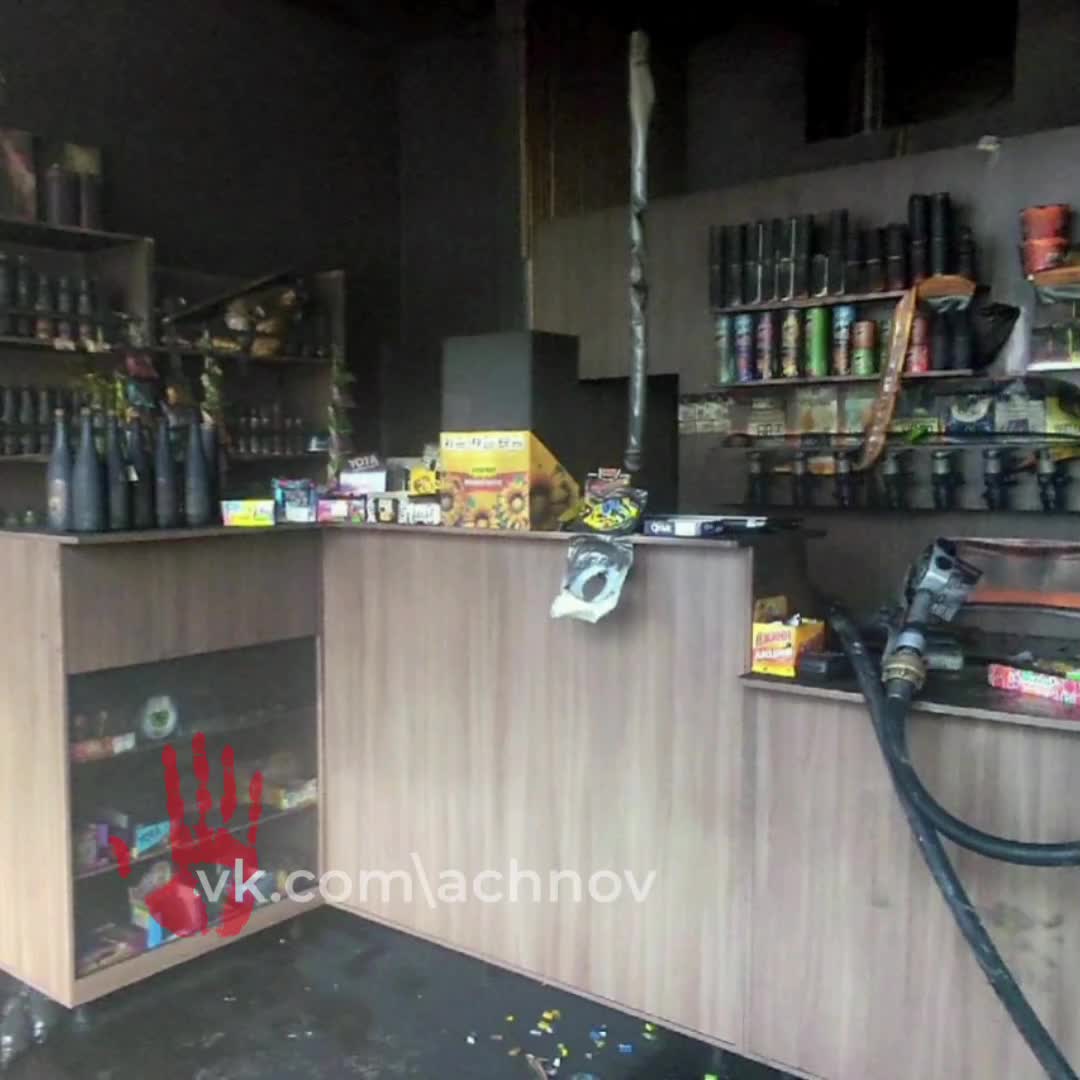 Владелица магазина в Воронеже сообщила о последствиях пожара фуры со спиртом