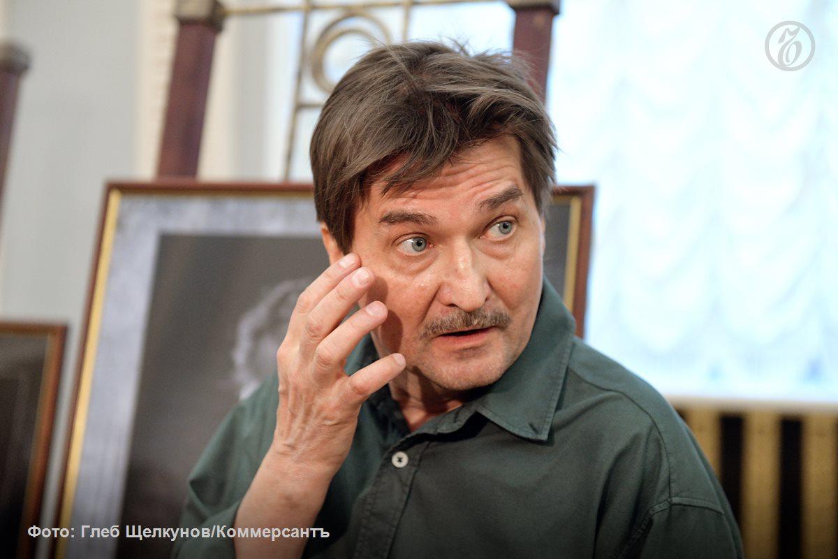 Умер театральный режиссер Юрий Бутусов, сообщила актриса Варвара Шмыкова. Ему было 63 года.